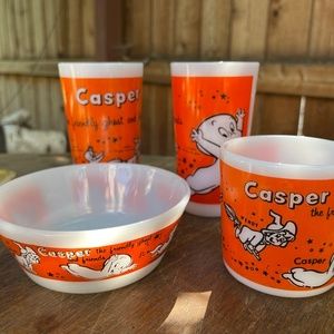 Casper & Friends Westfield Milk Glass 4 pieces Set ** Extremely Rare